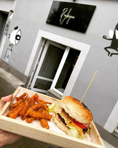 Jarochowskiego 8/2, 60-235 Poznań, Polska