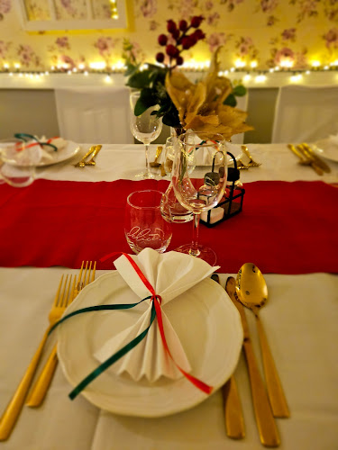 https://restauracjakaruzelbielanski.pl/