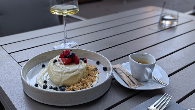 Wyzwolenia 29, 78-131 Dźwirzyno