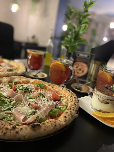Głodna Małpa Pizza & Chill - Gastronomia