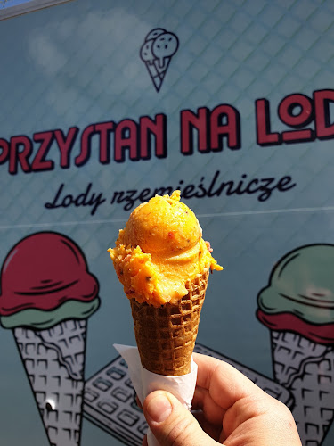 Przystań na lody Izabelin - Gastronomia