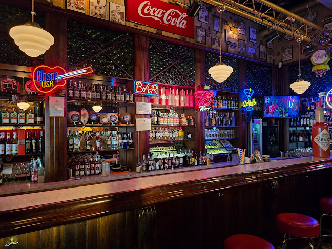 JEFF'S WESTFIELD MOKOTÓW - Warszawa