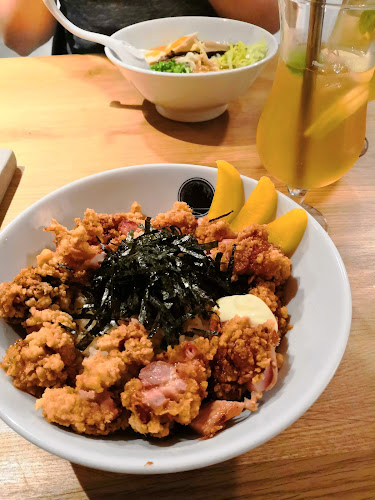 MIKOYA RAMEN BAR - Gastronomia