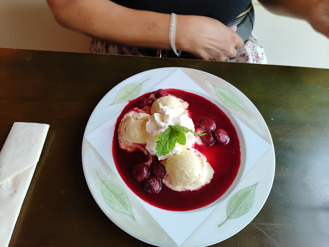 Comentarii opinii despre Złota Grota. Restauracja. Kuchnia śródziemnomorska. Catering