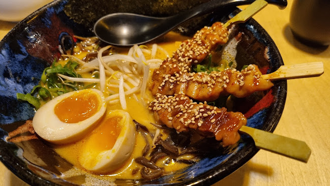 Yetztu Poznań Ramen Noodles - Gastronomia