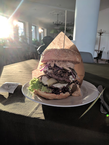Dziki Burger - Zbytków
