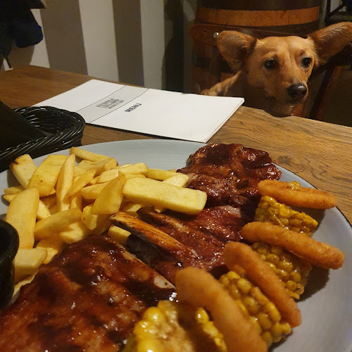 Mostowa 10/1, 87-100 Toruń