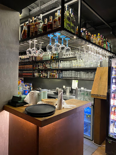 Comments and reviews of Bar a Boo