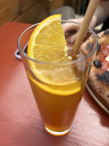 https://pollypizza.pl/