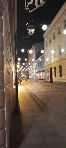 http://www.restauracjakarramba.pl/