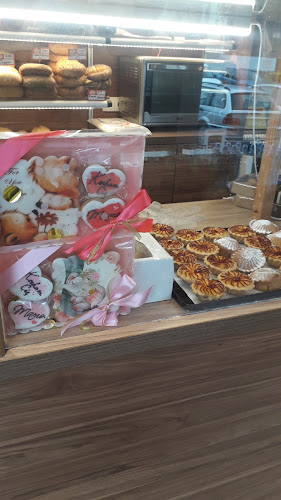 Comentarii opinii despre Grzybki, Piekarnia Cukiernia H.Cichowski