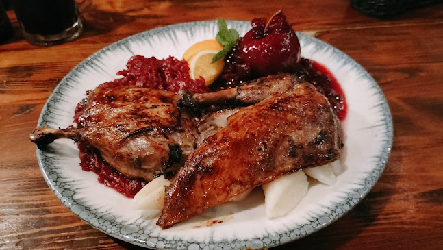 Restauracja Dwór Rozłogi