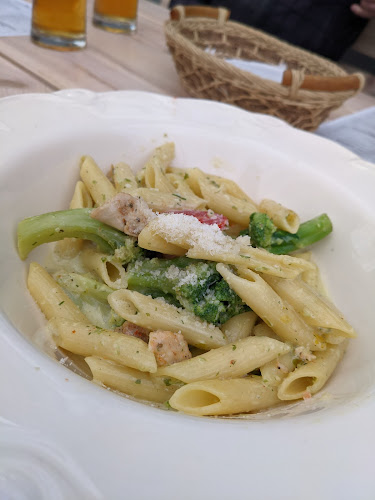 Rio Pizza & Restaurant