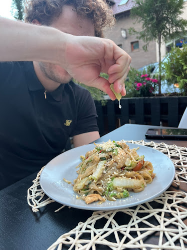 Comentarii opinii despre Roti Kuchnia Tajska