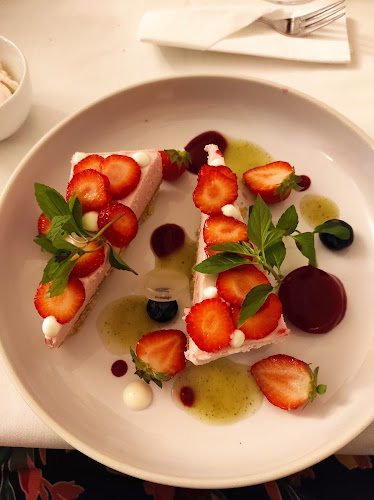 Restauracja Lala w Pałacu Brunów - Gastronomia