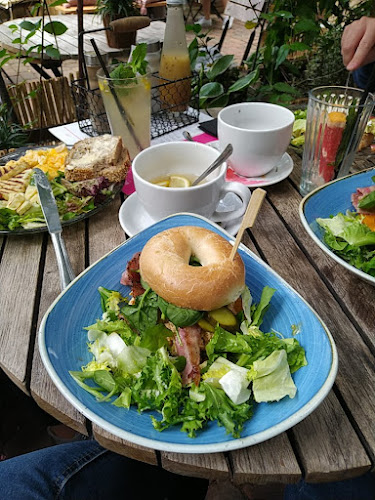 Opinii despre Weranda Caffe în Poznań - Gastronomia