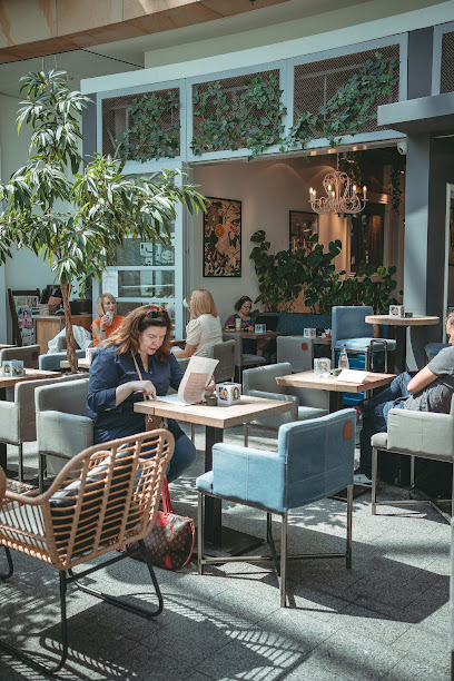 CAVA Organic Bistro Café Złote Tarasy