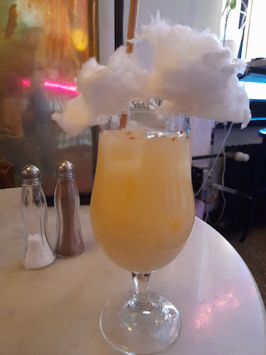 Bułkę przez Bibułkę | Żurawia - Gastronomia