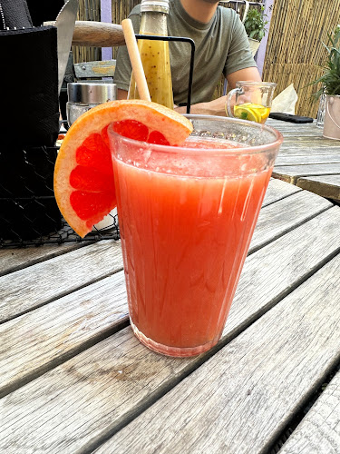 Comentarii opinii despre Weranda Caffe