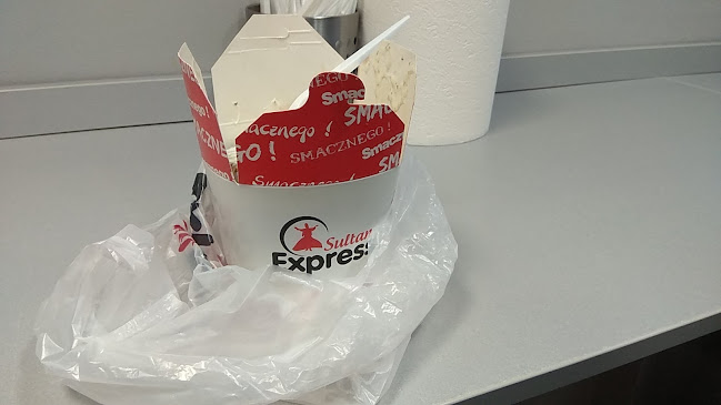 https://www.facebook.com/SULTANEXPRESS.KEBAB/?fref=nf
