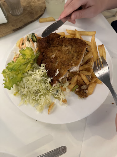 Bistro na Pięterku . Restauracja Kuchnia domowa Jedzenie na miejscu na wynos i z dostawą - Poznań