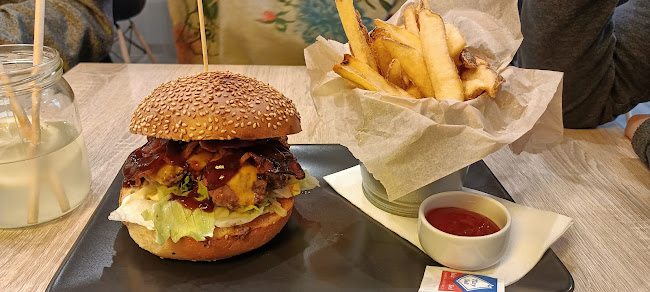 Comentarii opinii despre Małomiasteczkowy Burger