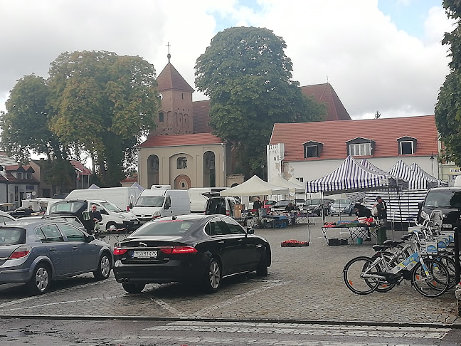 Rynek miasta Pniewy - Pniewy