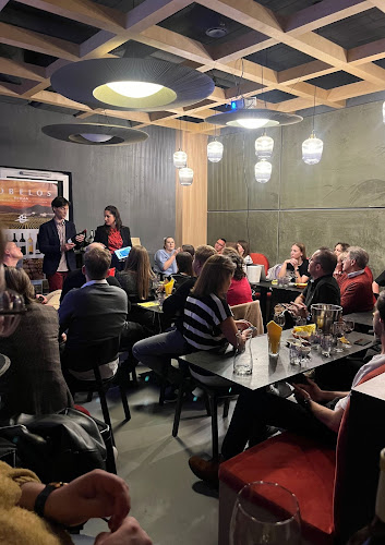 Winiarnia, sklep i śniadania El Local - Poznań