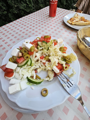 https://www.facebook.com/Pizzeria-Smak%C3%B3w-479046438841852/