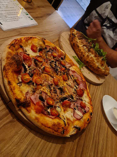 Comentarii opinii despre Petteroma