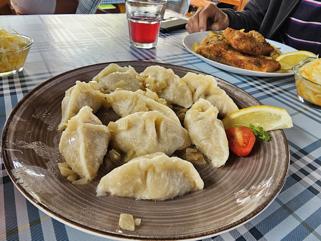 Opinii despre Zajazd i Gospodarstwo Agroturystyczne Głowaczówka - restauracja i noclegi în Ruda Sułowska - Gastronomia