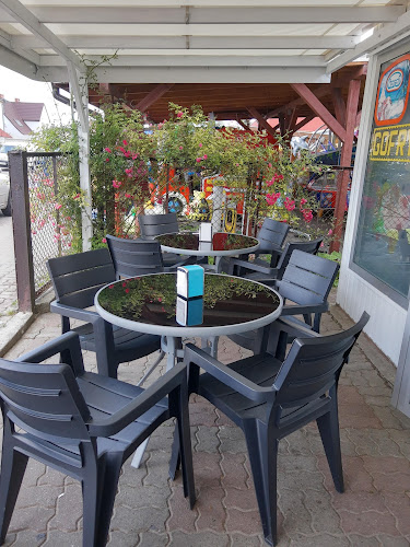 Oaza - gofry, lody, kawa, desery