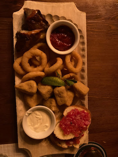 Kazamaty Pub & Restaurant - Nysa