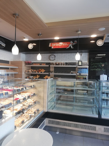 Opinii despre Cukiernia Piekarnia "Warmińska" în Gdańsk - Gastronomia