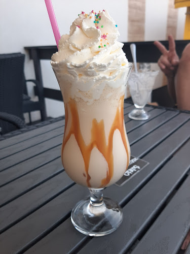 ICE LOVE & CAFFEE w żarkach miasto