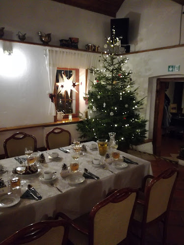 Opinii despre Dworek Pod Dębem în Tarnowskie Góry - Gastronomia