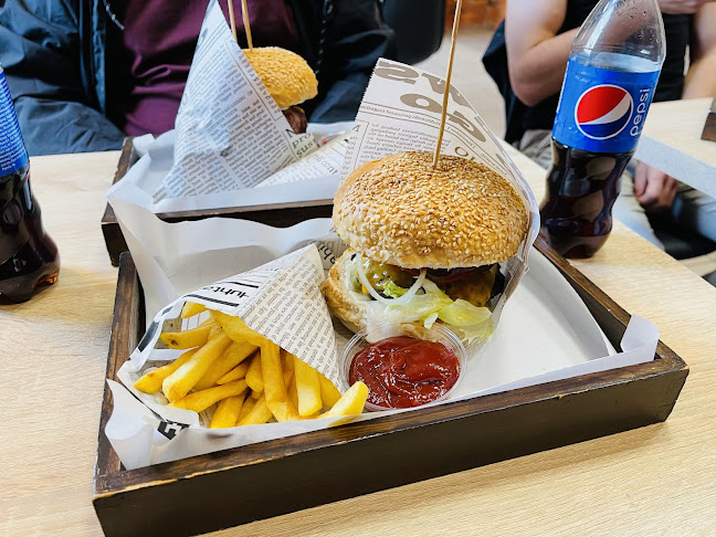 Comments and reviews of Just Burger Nysa