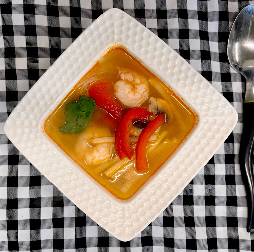 Yam Yam Thai To Go - Gastronomia