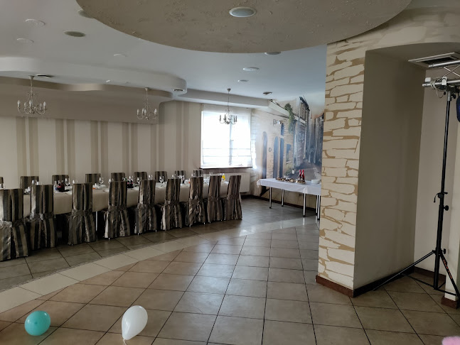 LA STRADA - Restauracja & Kawiarnia