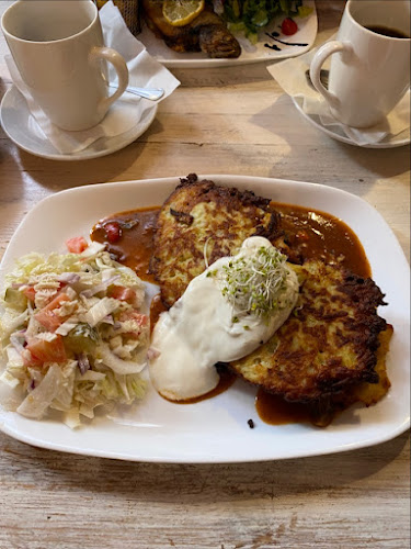 Restauracja "Piwniczka" - Gastronomia