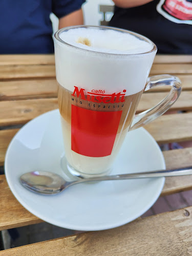 Opinii despre Kofeinka în Władysławowo - Gastronomia