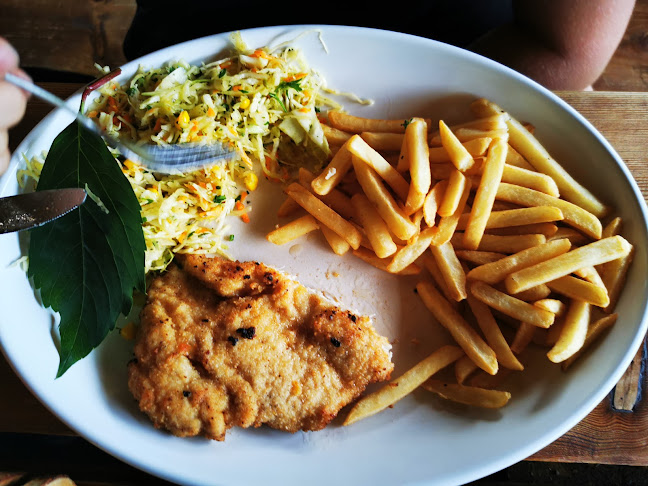 Comments and reviews of Nad Stawami - Restauracja - Noclegi - Kletno