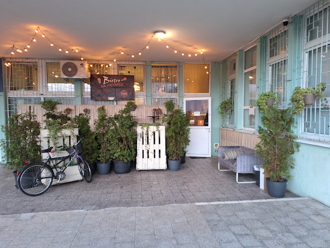 Bistro na Pięterku . Restauracja Kuchnia domowa Jedzenie na miejscu na wynos i z dostawą - Gastronomia
