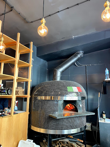Milo Pizza Napoletana - Gastronomia