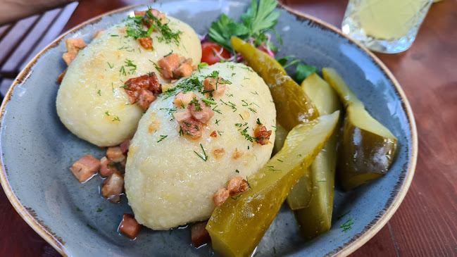 Opinii despre Restauracja Dwór Rozłogi în Zielonka - Gastronomia