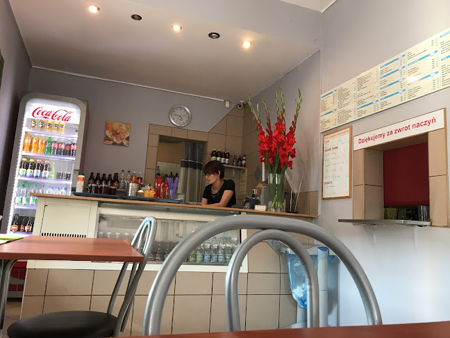 Cros Bar - obiady, imprezy - Gastronomia