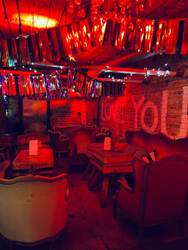 Comentarii opinii despre Klubokawiarnia Zakład Mięsny