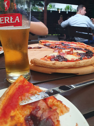 w podwórzu, Księdza Józefa Jałowego 14, 35-010 Rzeszów