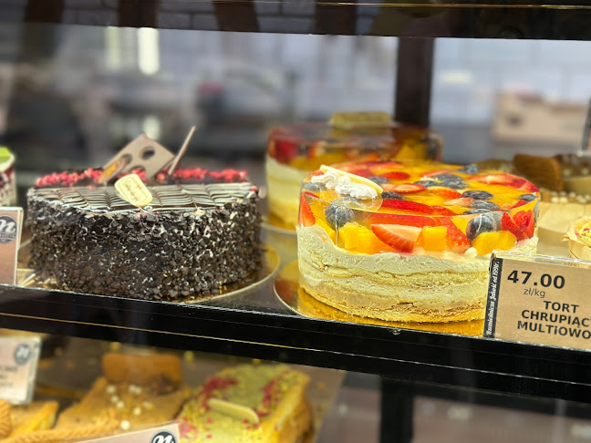 Opinii despre Piekarnia- Cukiernia Nowaczyk_sklep firmowy Tarnowo Podgórne în Tarnowo Podgórne - Gastronomia