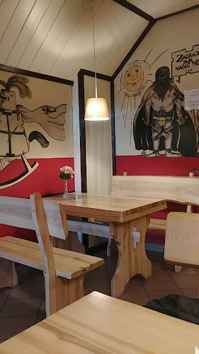 https://pl-pl.facebook.com/PIZZERNIAULECHA/